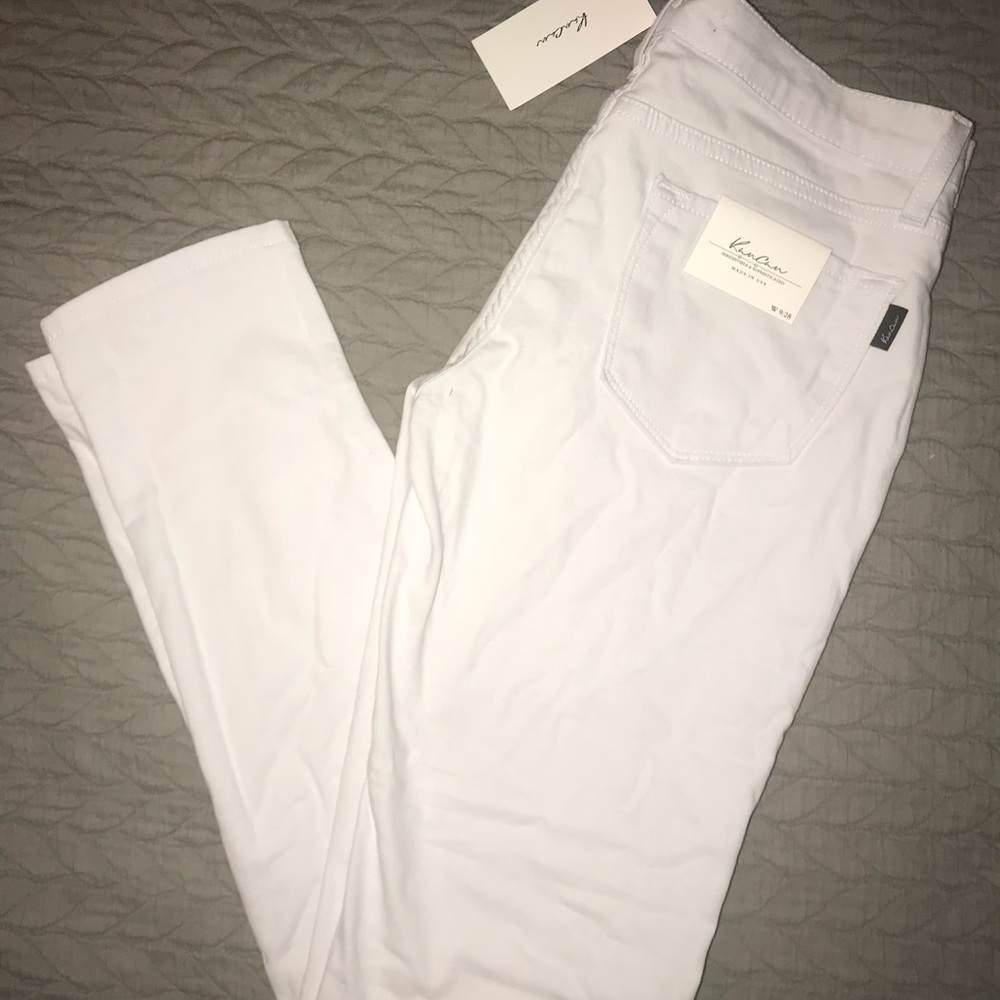 White KanCan jeans size 28 / 9